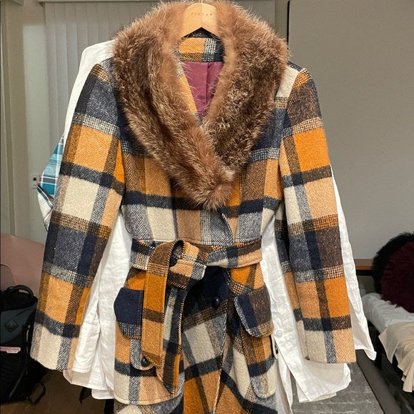 Vintage Jill jr 70’s Plaid Fur Collar Coat. Fits like a size 4 mint condition. - Picture 1 of 10
